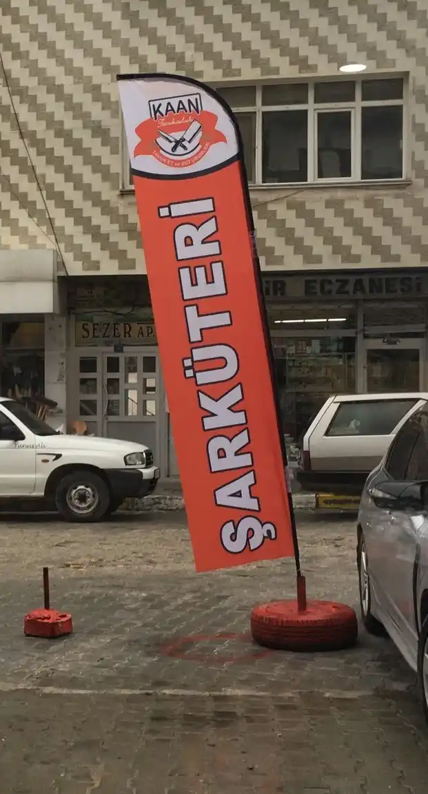 Şarküteri Yelken Bayrağı-1